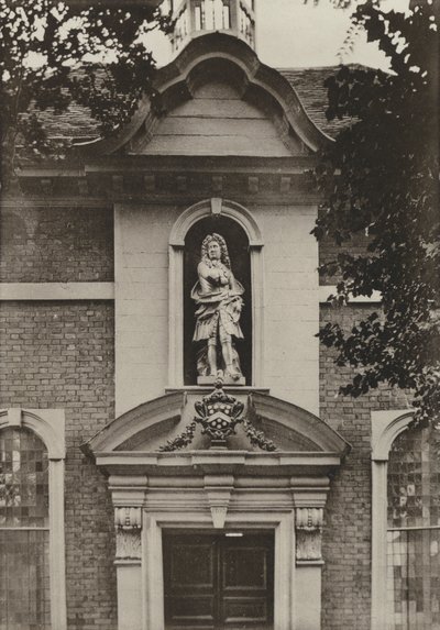 Doorway, Berkeley Almshouses, Worcester (s/h-bilde) av William Galsworthy Davie