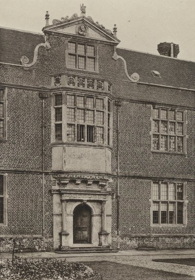 Døråpning, Entrance Bay, South Wing, Cobham Hall (s/hvitt bilde) av William Galsworthy Davie