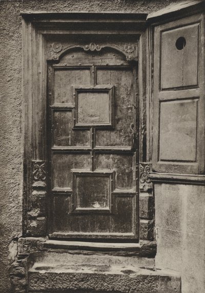 Doorway, Looe Street, Plymouth (s/hvitt bilde) av William Galsworthy Davie