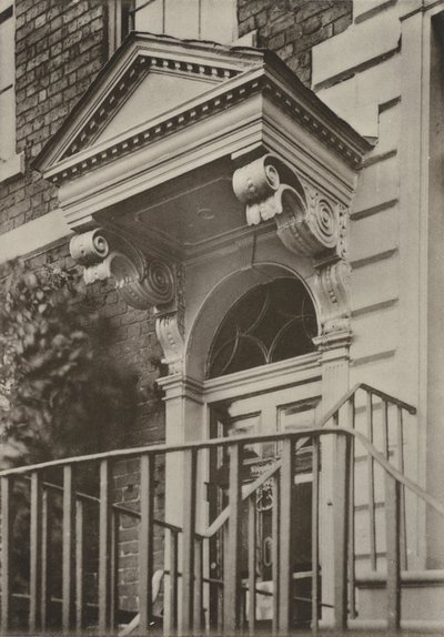 Doorway, Lower Bridge Street, Chester (s/hvitt bilde) av William Galsworthy Davie