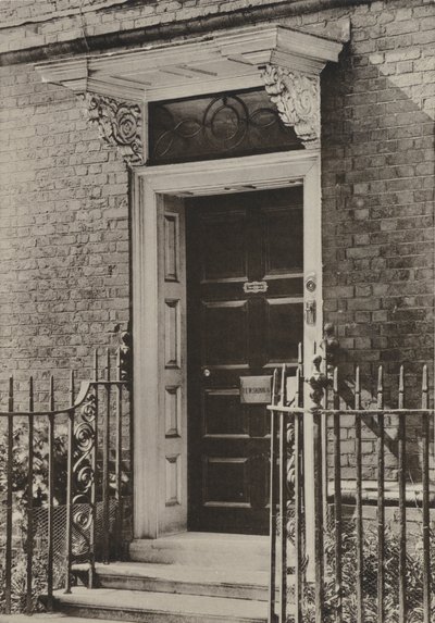 Doorway, Rye, Sussex (s/hvitt bilde) av William Galsworthy Davie