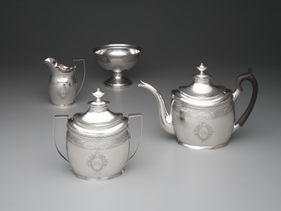 Tekanne, fløtekanne, avfallsskål og sukkerskål, ca. 1795 (sølv og løvtre) av William Garret Forbes