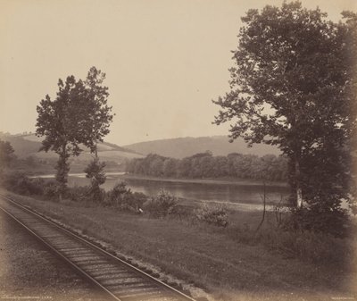 East View of Standing Stone, ca. 1895. av William H Rau
