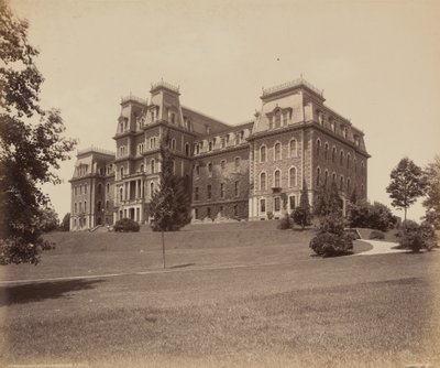Easton, Pardee Hall, Lafayette College av William H. Rau