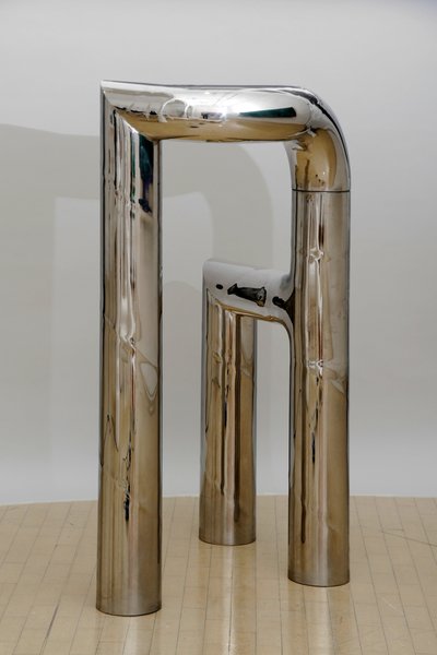 To mitre, Tripod Series IV av William Pye