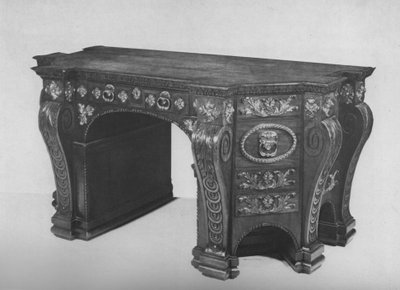 Et av et par George II-biblioteksbord av William Vile