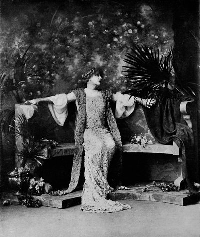 Madame Sarah Bernhardt, 1914. av William and Daniel Downey
