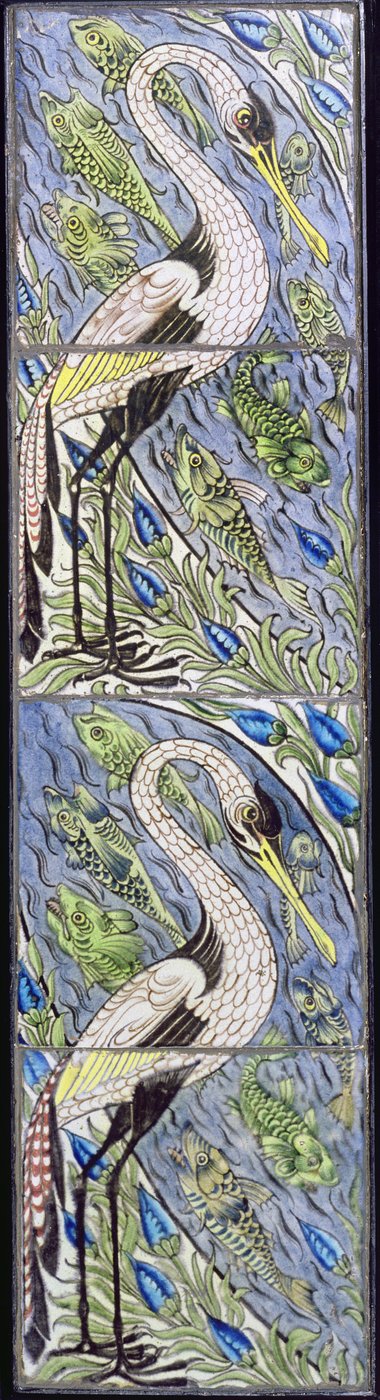 Fire fliser som viser fiskefugler (keramikk) av William de Morgan