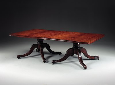 Irsk George IV spisebord med to pidestaller, ca. 1825 (mahogni) av Williams and Gibton (attr. to) Mack