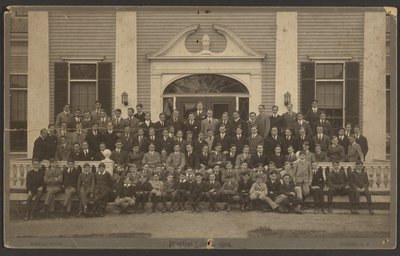 Pomfret-skolen, 1904 av Willis G.C. Kimball