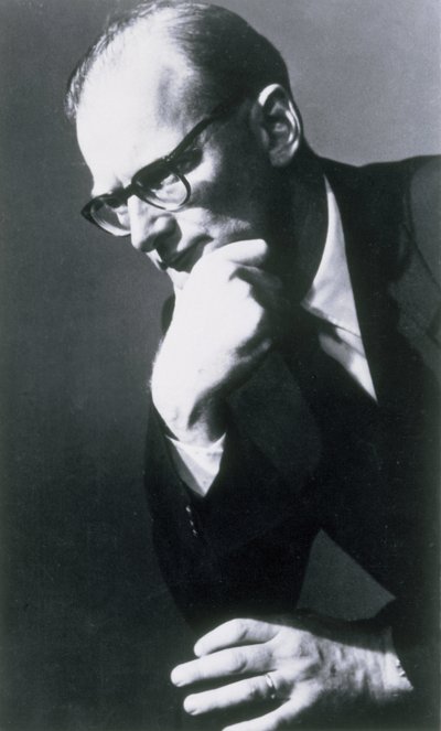 Arthur C Clarke , britisk science fiction-forfatter og oppfinner av Frederick (attr. to) Barnard