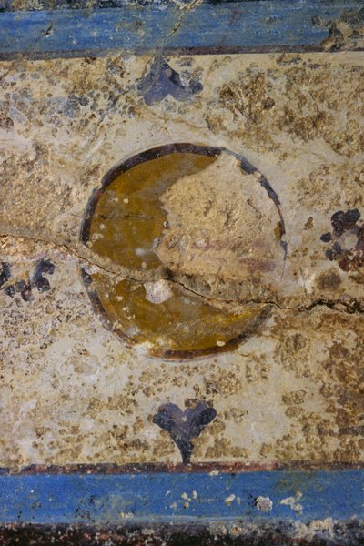 Fresco fragment, Salus Augusta Temple-Cryptoporticus, gamle romerske byen Urbs Salvia, Urbisaglia, Marche, Italia (bilde) av William Walcutt