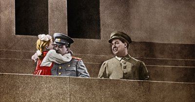 Josef Stalin av . .