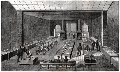 Ouvriers dans l'orfevrerie. Arbeidere i sølvsmed. av Frederick (attr. to) Barnard