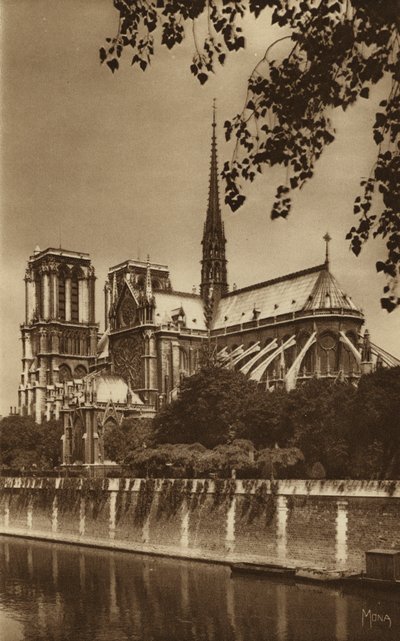 Paris: Notre Dame-katedralen (s/hvitt-bilde) av . .