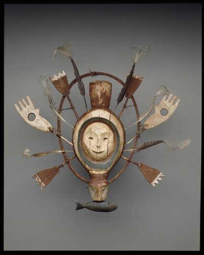 Maske med sel- eller sjøaureånd, sent på 1800-tallet (tre, maling, tarmsnor og fjær) av culture Yupik