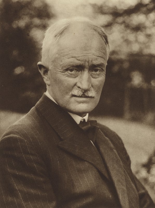 John Masefield , engelsk poet (s/hvitt bilde) av (after) English photographer