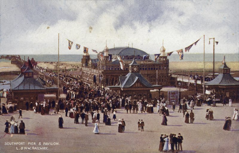 Southport Pier and Pavilion (farget bilde) av (after) English photographer