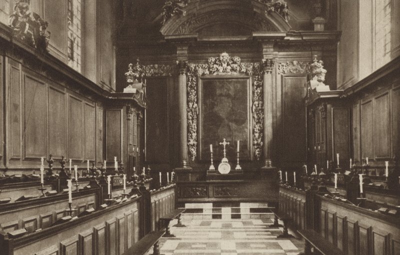 Trinity College Chapel av (after) English photographer