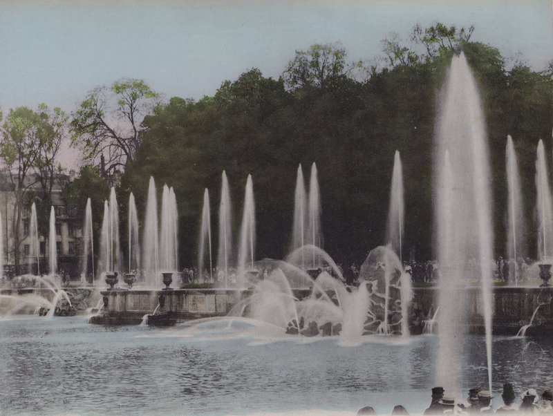 Bassin de Neptune, Bassin of Neptune (farget bilde) av (after) French Photographer