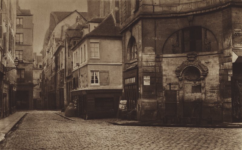 Erfurth-kryss og fontene i 1866, nær Saint-Germain-des-Pres (s/hv-bilde) av (after) French Photographer