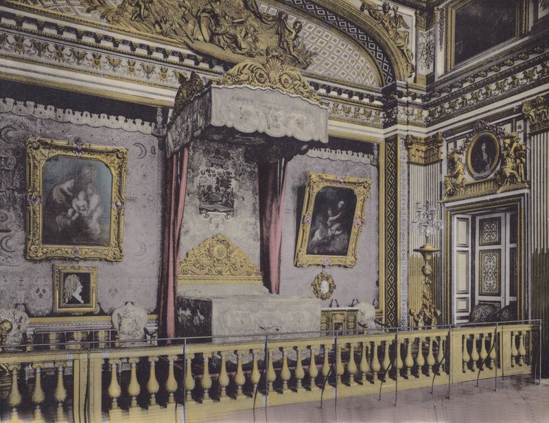 Chambre de Louis XIV, Louis XIV soverom (farget bilde) av (after) French Photographer