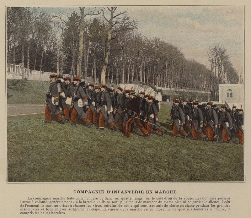 Marching Infantry Company (farget bilde) av (after) French Photographer
