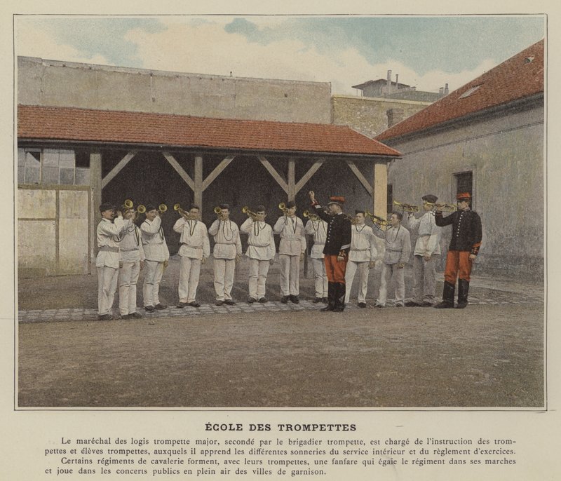 School of Trumpets (farget bilde) av (after) French Photographer