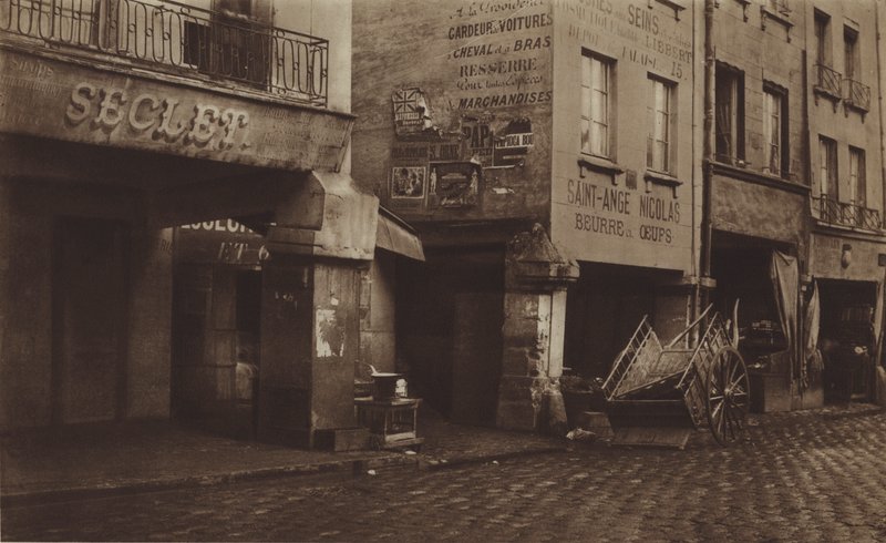 Fragment av Halles-søylene (s/hvitt-bilde) av (after) French Photographer