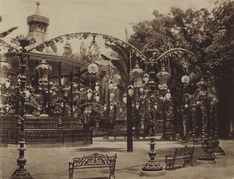 Bandstanden til Jardin de Paris (s/hv-bilde) av (after) French Photographer