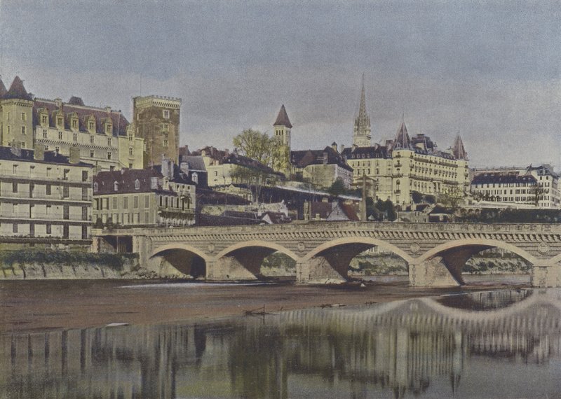 Pau, Vue generale (farget bilde) av (after) French Photographer