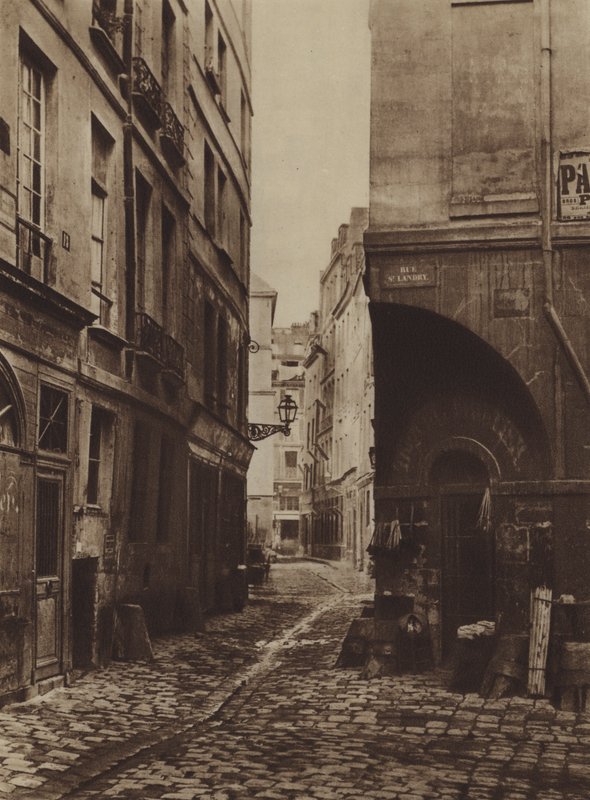 Rue des Marmousets i 1864, hentet fra rue Saint-Landry, var på stedet for det nye Hotel-Dieu (s/hv-bilde) av (after) French Photographer