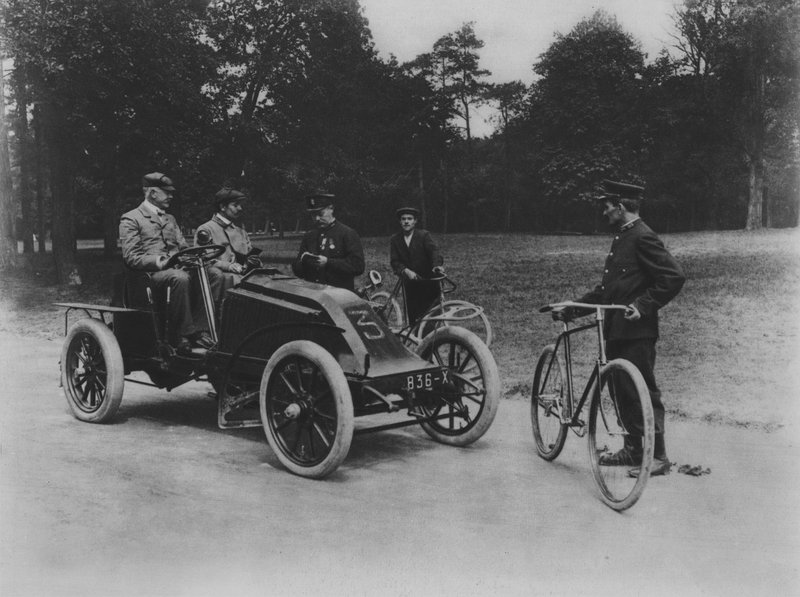 The First Offense (s/hvitt-bilde) av (after) French Photographer
