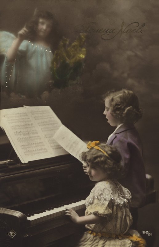 Barn som spiller piano av French Photographer