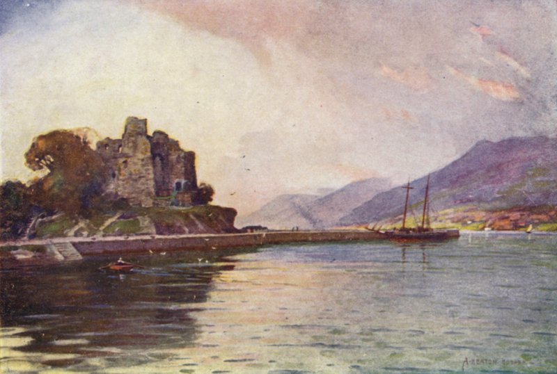 Carlingford Lough, County Down av Alfred Heaton Cooper