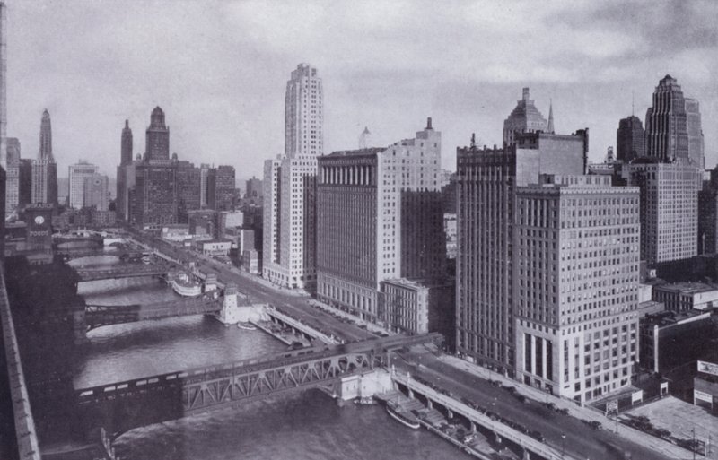 Chicago: Wacker Drive og Chicago River Bridges (s/hv-bilde) av American Photographer (after)