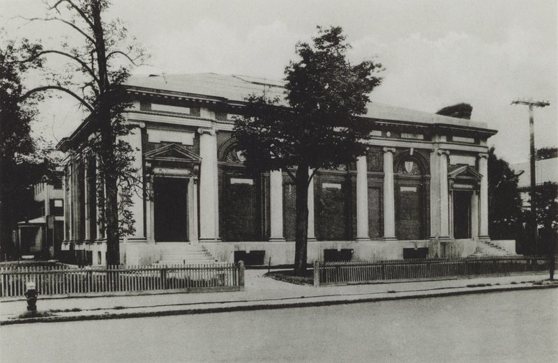 Harvard University: New Lecture Hall (s/hv-bilde) av American Photographer (after)
