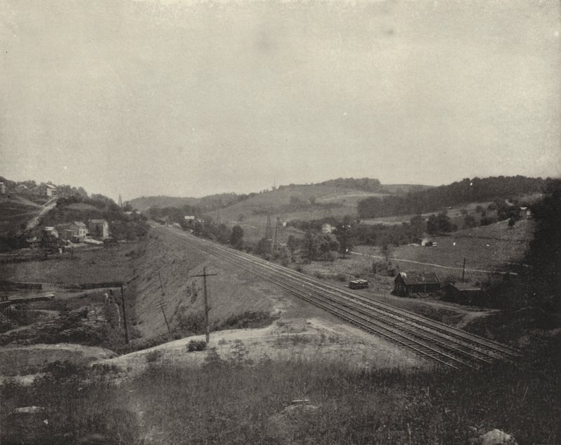Natural Gas Wells, Grapeville, Pennsylvania (s/hvitt-bilde) av American Photographer (after)