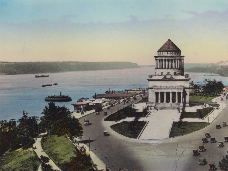 New York: Hudson River og Riverside Drive; Grants grav (bilde) av American Photographer (after)
