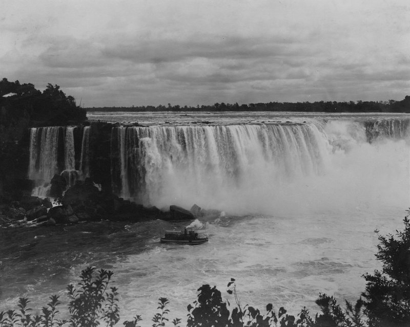 Niagara Falls, New York, USA (s/hvitt-bilde) av American Photographer (after)