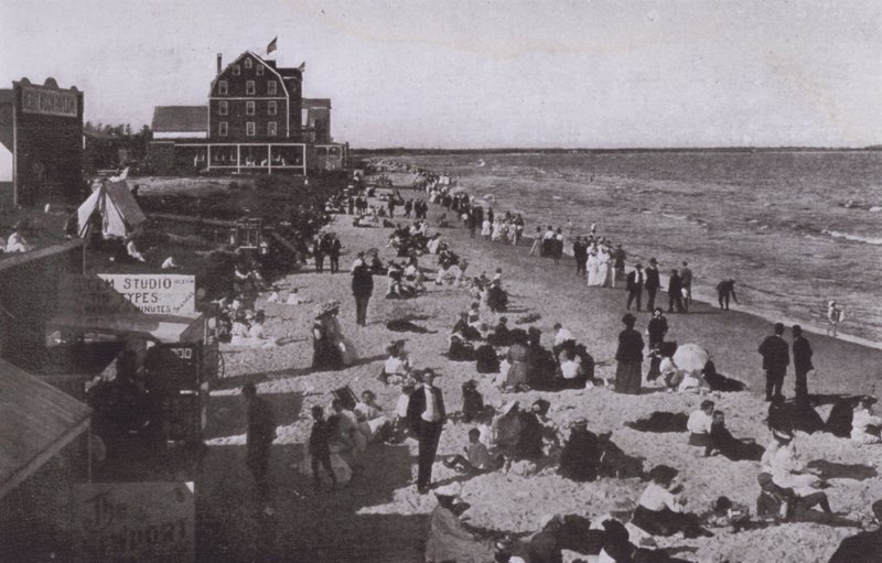 Old Orchard Beach, Maine: På stranden (s/hvitt bilde) av American Photographer (after)