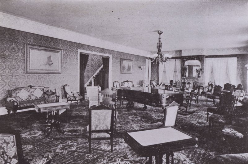 Old Orchard House, Maine: Salong (s/hvitt bilde) av American Photographer (after)