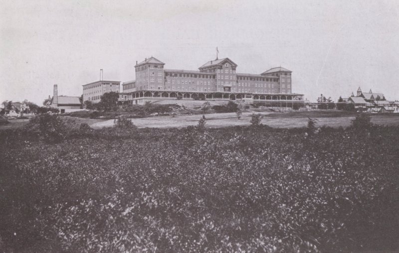 Old Orchard House, Maine: Ocean front (s/h-bilde) av American Photographer (after)