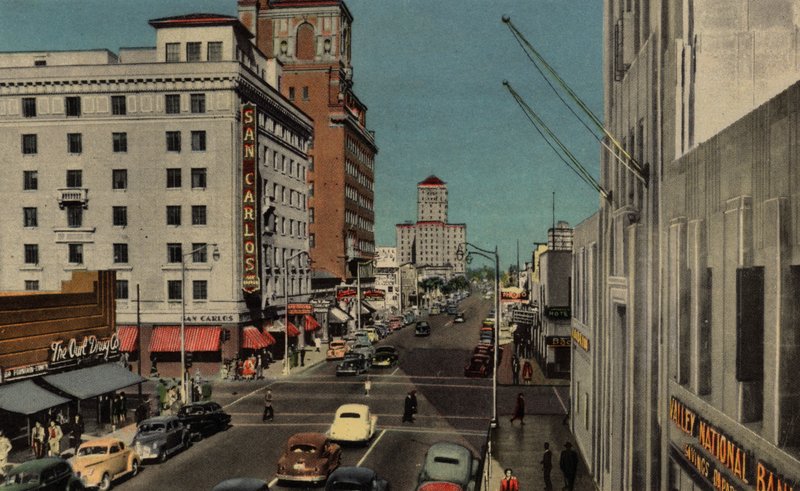Phoenix, Arizona: Central Avenue, ser nordover fra Adams Hotel (bilde) av American Photographer (after)
