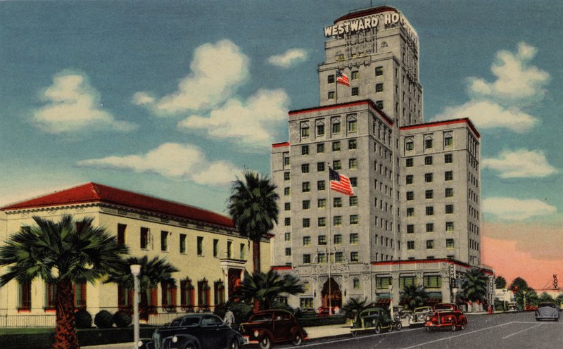Phoenix, Arizona: Postkontor og Hotel Westward Ho, North Central Avenue (bilde) av American Photographer (after)