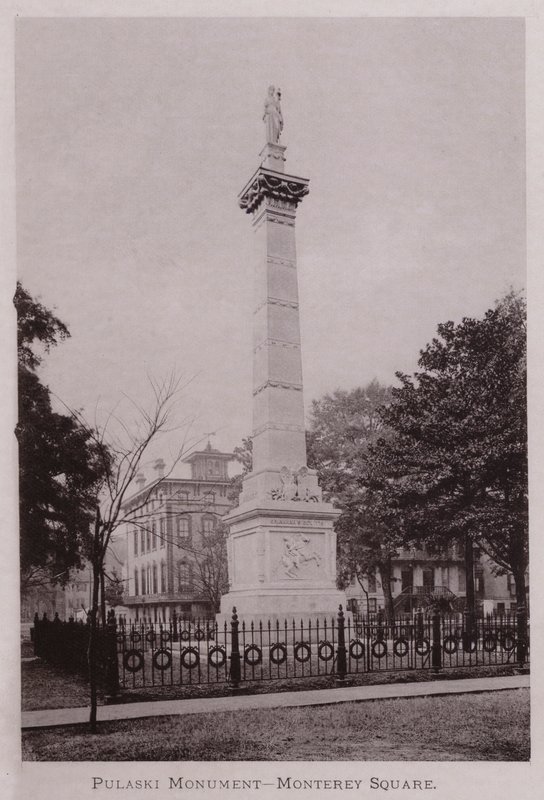 Pulaski-monumentet, Monterey Square (s/hvitt bilde) av American Photographer (after)