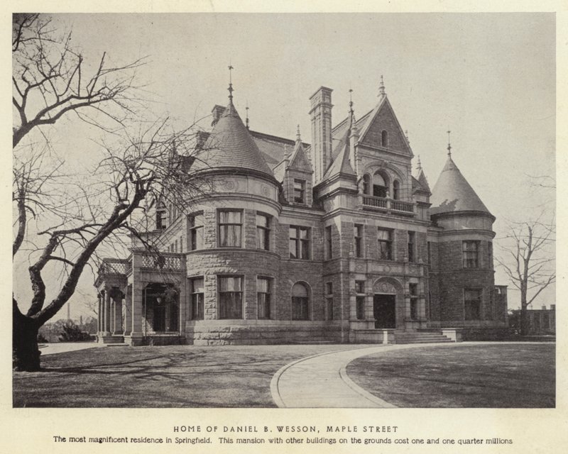 Springfield, Massachusetts: Hjemmet til Daniel B Wesson, Maple Street (s/hvitt-bilde) av American Photographer (after)
