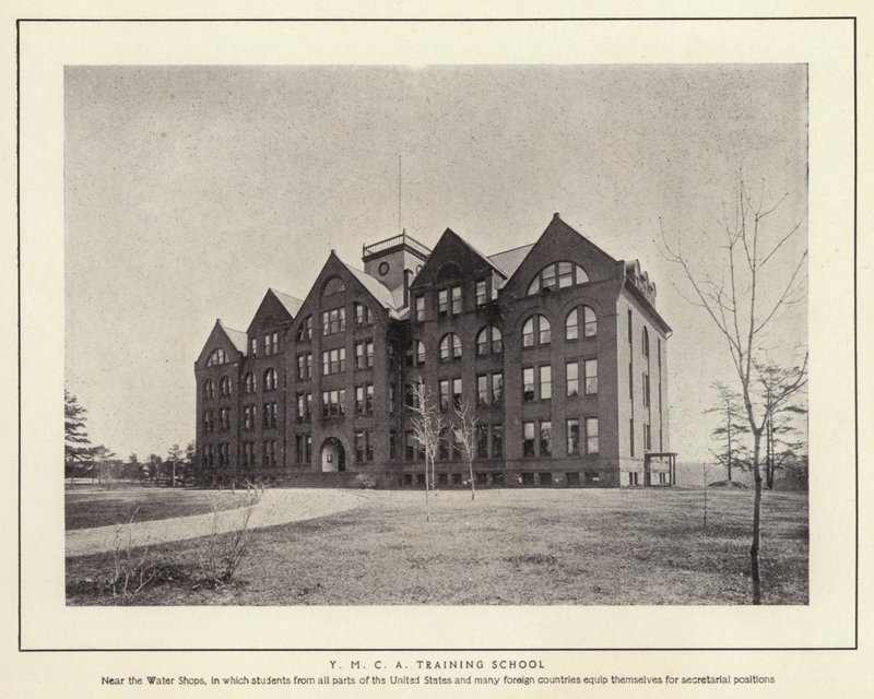 Springfield, Massachusetts: YMCA Training School (s/hv-bilde) av American Photographer (after)