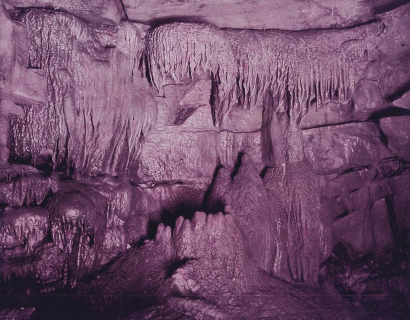 The Throne, Wyandotte Cave (s/hvitt bilde) av American Photographer (after)