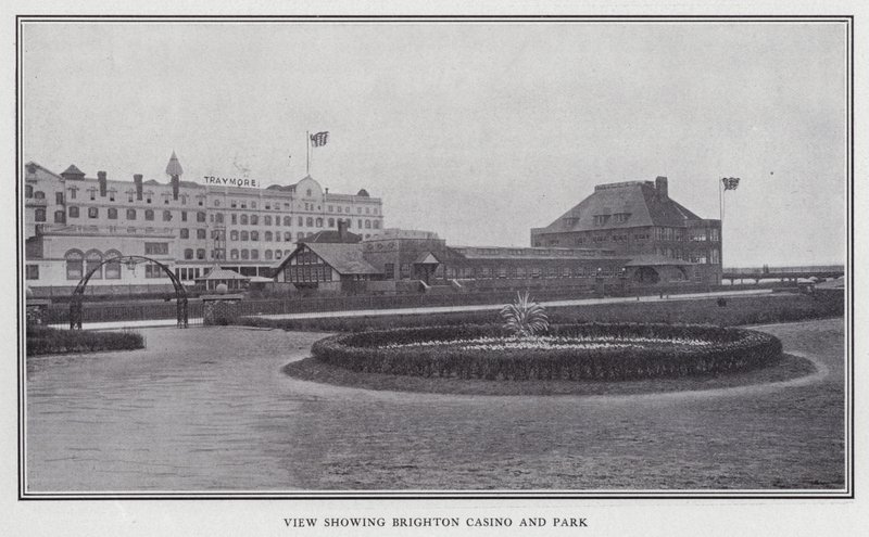 Visning som viser Brighton Casino and Park (s/hvitt-bilde) av American Photographer (after)